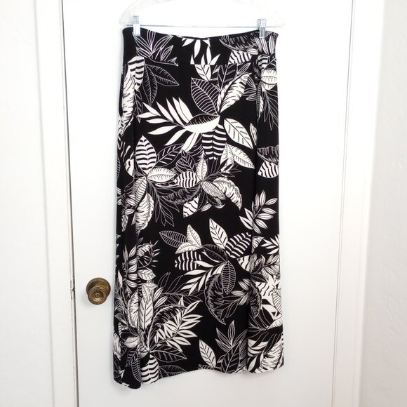 Talbots Black & White Botanical Print Jersey Knit Maxi Skirt - Picture 2 of 8